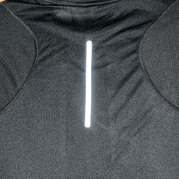 ADIDAS WOMEN RUNNING SHIRT WITH REFLECTIVE DETAILS - Picture 3 of 5
